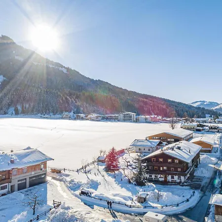 Apartment Weberhof 1 *