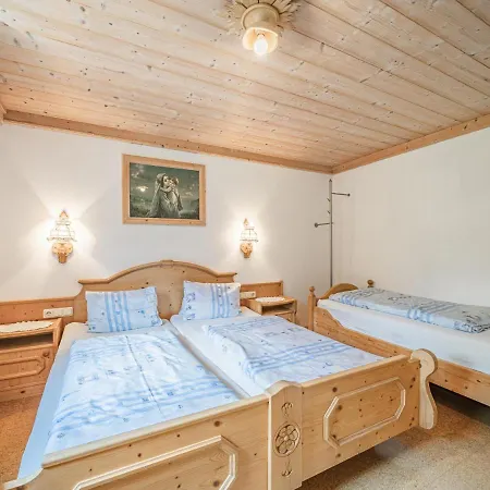 Apartment Weberhof 1 *
